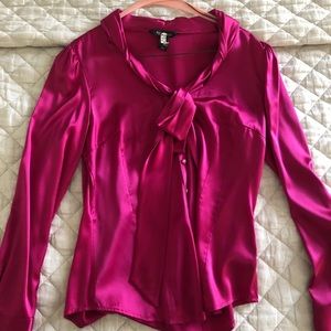 Silk pink White House Black Market blouse size 8